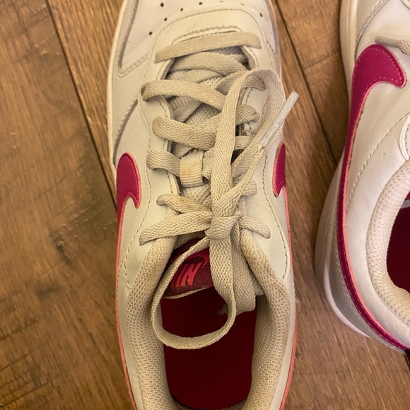 Nike Pink Shoes - Worn Twice! - Picture 2 of 7